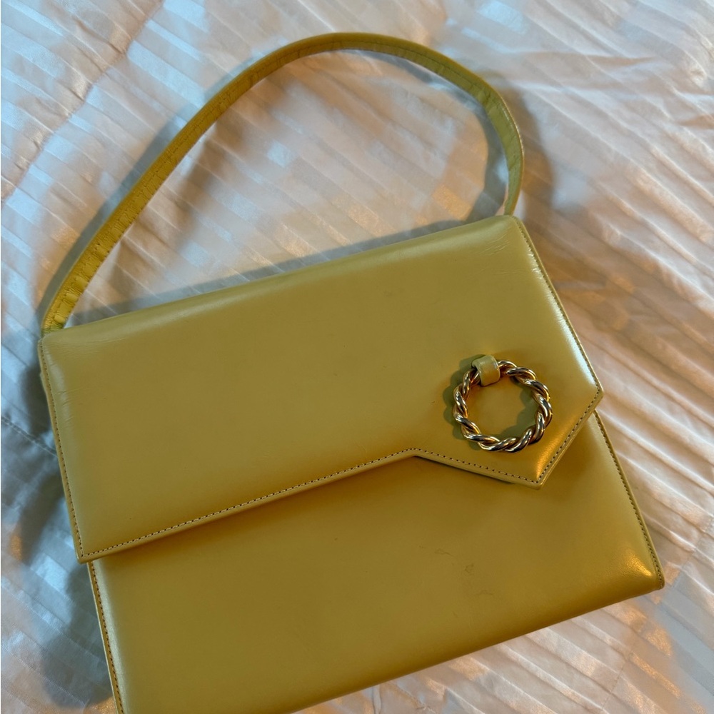 Vintage Yellow handbag with Twisted Ring Accent